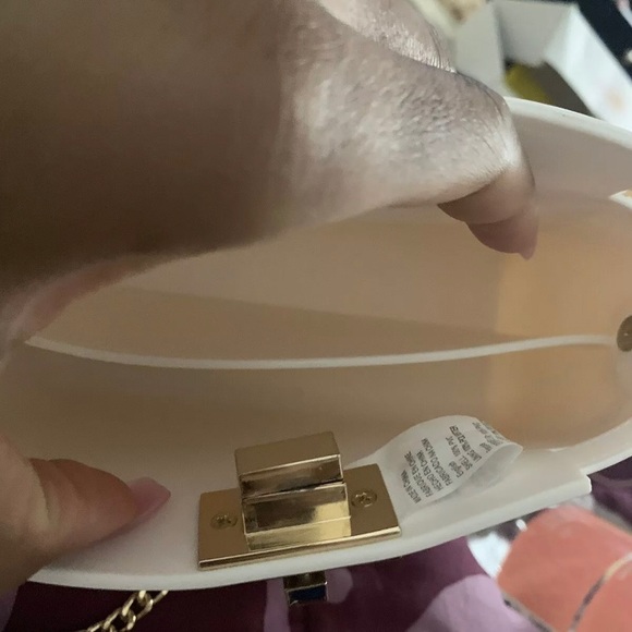 Purse - Picture 2 of 4